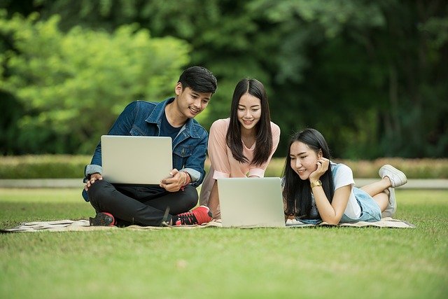 Quelques ecoles pour la formation universitaire apres le bac en France